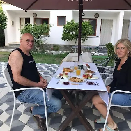 Πανσιόν Cano Boutique 3*