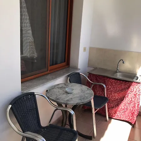 Πανσιόν Cano Boutique Δυρράχιο